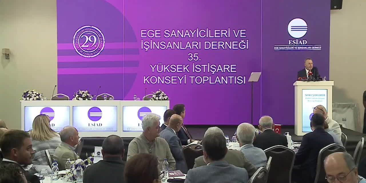 KILIÇDAROĞLU, İZMİR'DE ESİAD YÜKSEK İSTİŞARE KONSEYİ TOPLANTISINA KATILDI