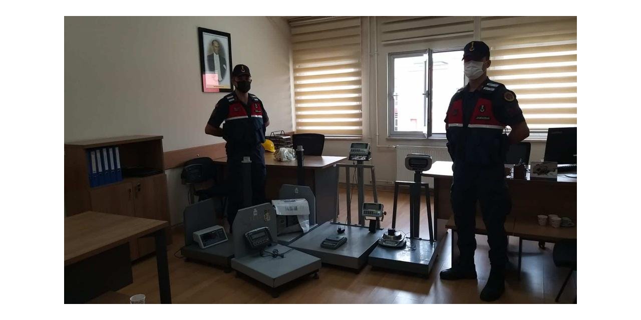 DÜZCE'DE FINDIK TÜCCARLARINA OPERASYON