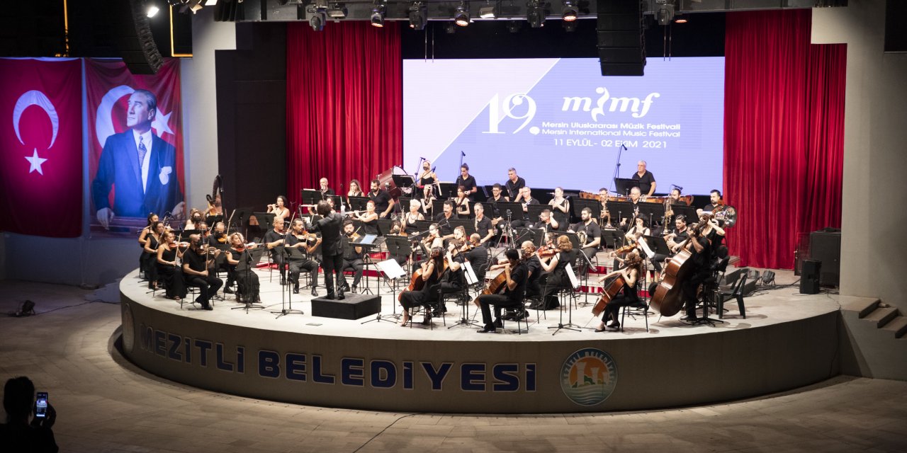 19’UNCU MERSİN ULUSLARARASI MÜZİK FESTİVALİ GALA KONSERİYLE BAŞLADI
