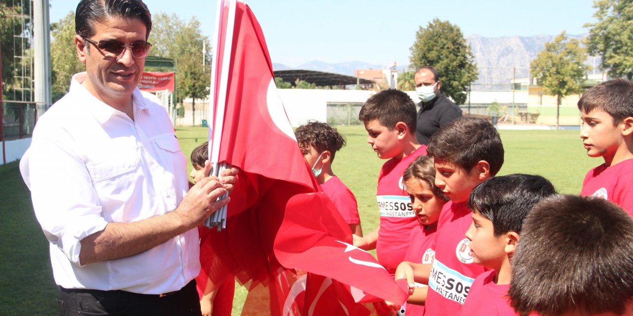 DÖŞEMEALTI’NDA FUTBOL COŞKUSU