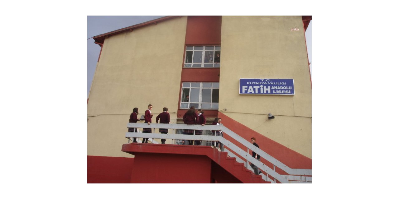 KÜTAHYA'DA AYNI LİSEDE BİR SINIF DAHA KARANTİNAYA ALINDI