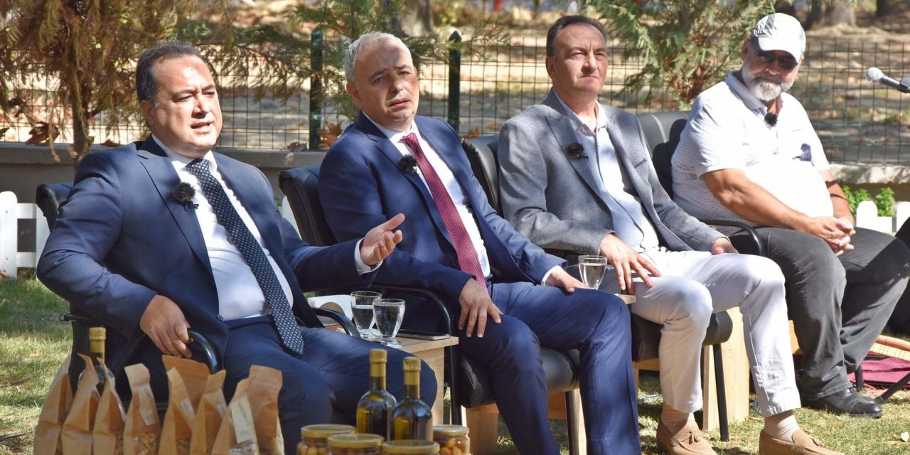 AKHİSAR BELEDİYE BAŞKANI DUTLULU'DAN AŞI ÇAĞRISI
