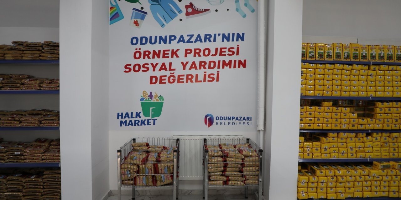 ODUNPAZARI BELEDİYE BAŞKANI KURT’TAN EYT’LİLERE DESTEK