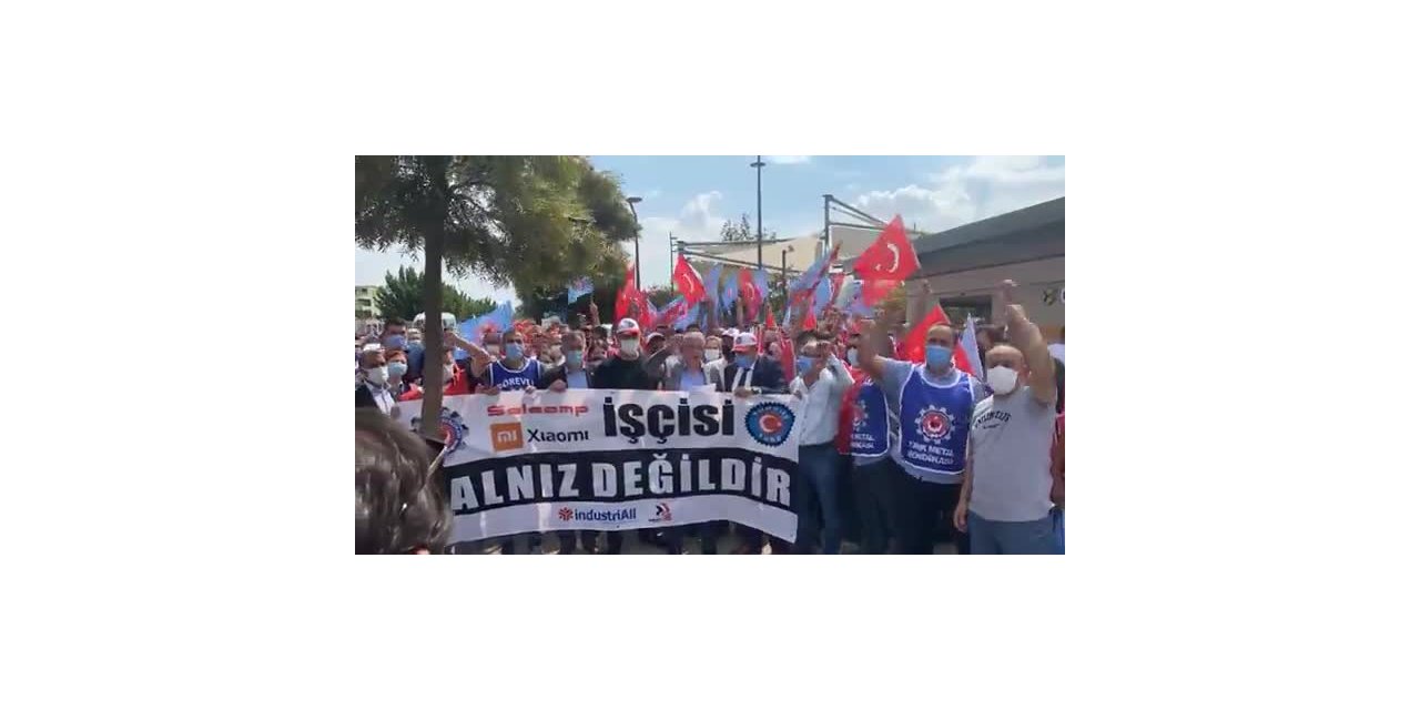 XIAOMİİŞÇİLERİİÇİN İZMİR'DE EYLEM
