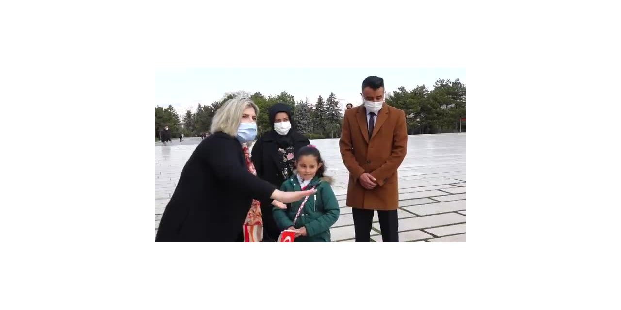 HAKKARİLİ MİNİK HİRA'NIN ANITKABİR HAYALİ GERÇEK OLDU