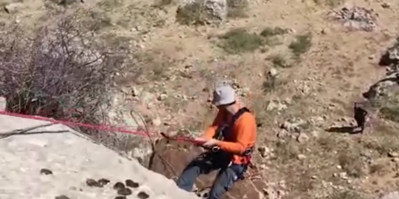 AFAD'DAN İKİ SAATLİK KEÇİ KURTARMA OPERASYONU