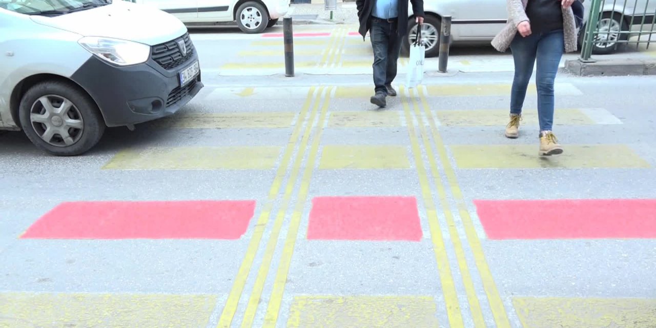 BORNOVA'DA KIRMIZI ÇİZGİ UYGULAMASI