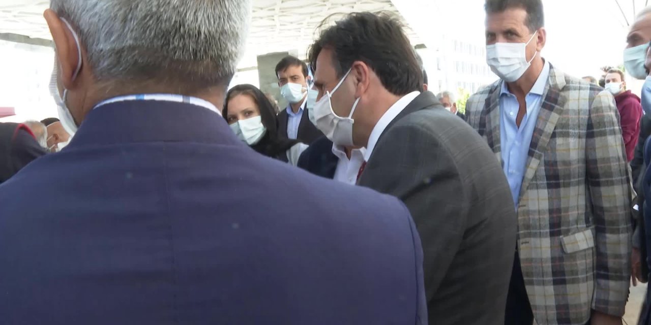 AKŞENER, THY ESKİ YÖNETİM KURULU ÜYESİ KUDAY'IN CENAZE TÖRENİNE KATILDI