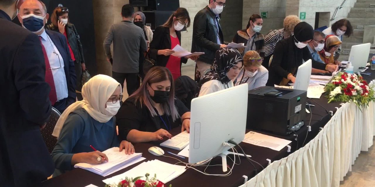 ANKARA BAROSU SEÇİMLERİ SONUÇLANDI: ERİNÇ SAĞKAN YENİDEN BAŞKAN SEÇİLDİ