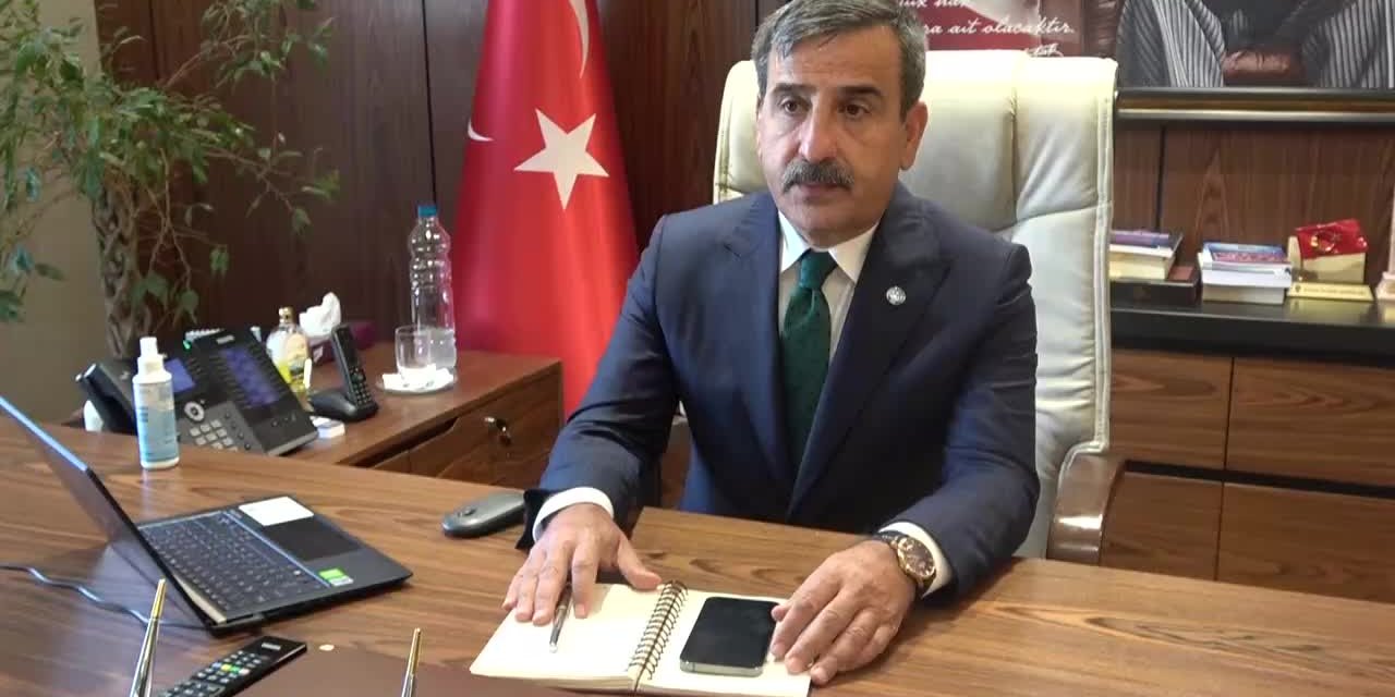 TÜRKİYE KAMU SEN BAŞKANI KAHVECİ: "SAĞLIK ÇALIŞANLARI AÇLIK SIRINI İLE YOKSULLUK SINIRI ARASINDA ÜCRET ALIYOR"