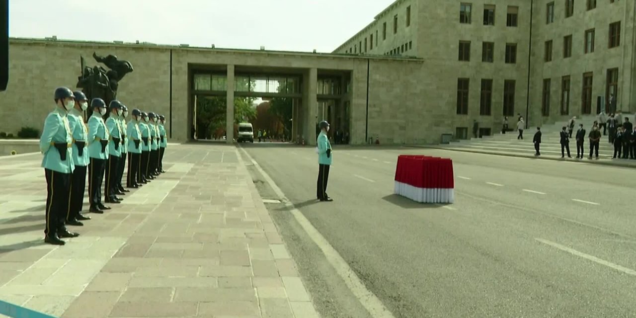 ŞAHİN MENGÜİÇİN TBMM’DE CENAZE TÖRENİ DÜZENLENDİ