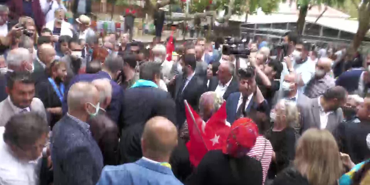 AKŞENER’İN DİNLEDİĞİ KHK’LI POLİS MEMURU: "O HUKUK BİR GÜN GERİ DÖNECEK, DÖNDÜĞÜNDE ONUN HESABINI SORACAĞIZ"