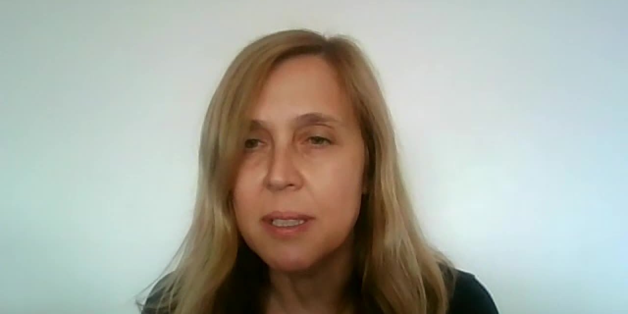 21 EYLÜL DÜNYA ALZHEİMER GÜNÜ... NÖROLOJİ UZMANI PROF. DR. TOPÇUOĞLU: "ALZHEİMER HASTASI PANDEMİDE HIZLA KÖTÜLEŞTİYSE, COVİD AKLIMIZA GELEBİLİYOR"