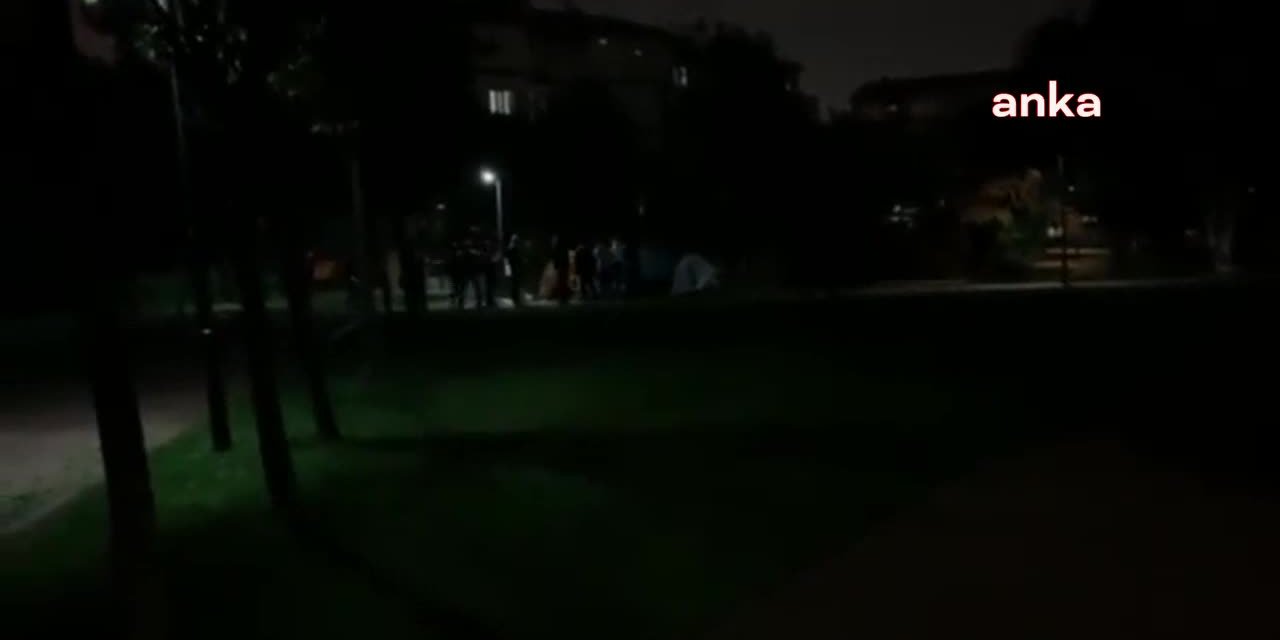 YURT PROTESTOSUNDA GÖZALTINA ALINAN ÖĞRENCİ: "YURT ÜCRETİ, EV KİRASI DERKEN DERS KİTAPLARIMIZI ALAMIYORUZ"