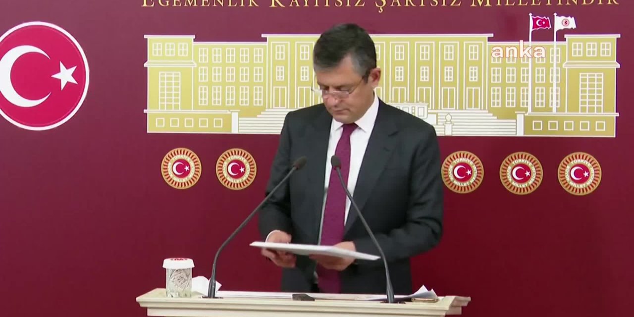 ÖZGÜR ÖZEL, HAZİNE VE MALİYE BAKANI’NI SORDU: "ESKİSİİSTİFA ETTİ YOK, YENİSİ GÖREVE GELDİ YOK" (MÇ)