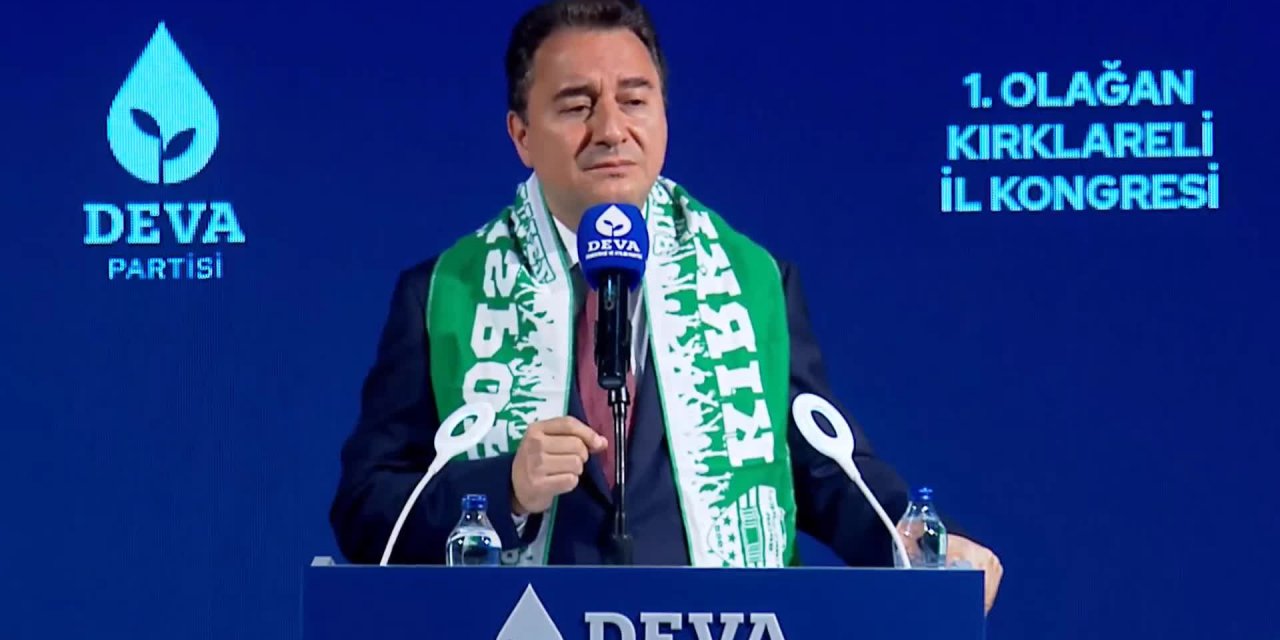 BABACAN'DAN CUMHURBAŞKANI ERDOĞAN'A DIŞ POLİTİKA ELEŞTİRİSİ: "ÜLKEYİ YAYIK AYRANINA ÇEVİRDİNİZ"