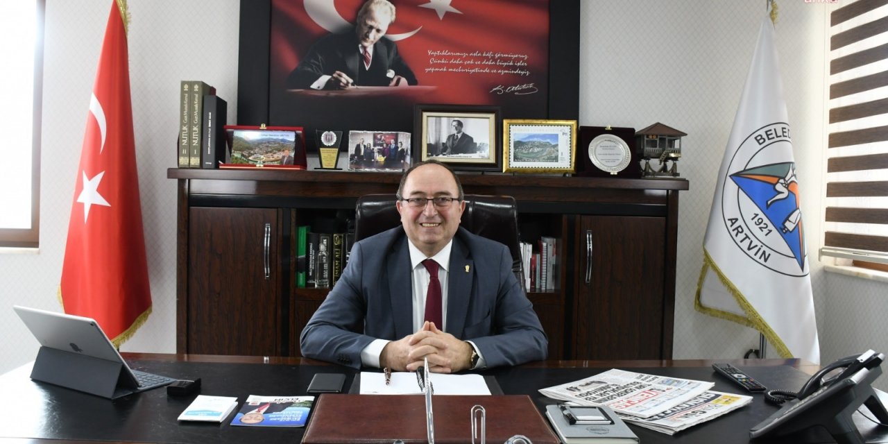 ARTVİN BELEDİYE BAŞKANI ELÇİN, 2.YILDA KENT HALKINA TEŞEKKÜR ETTİ