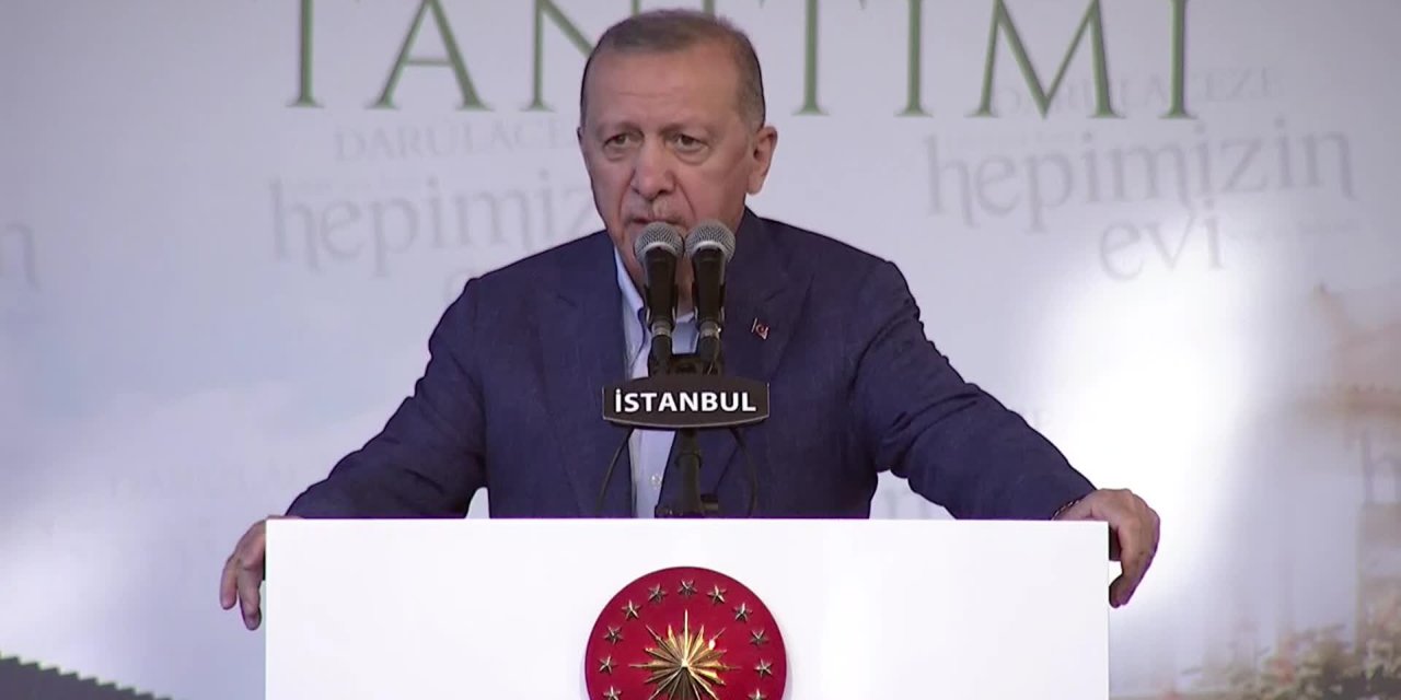 ERDOĞAN: “İLGİSİ OLMAYAN KİŞİLERİ BANKLARIN ÜZERİNDE YATIRARAK 'YURT YOKMUŞ' DİYE YALAN KAMPANYALAR SÜRDÜRÜLÜYOR”