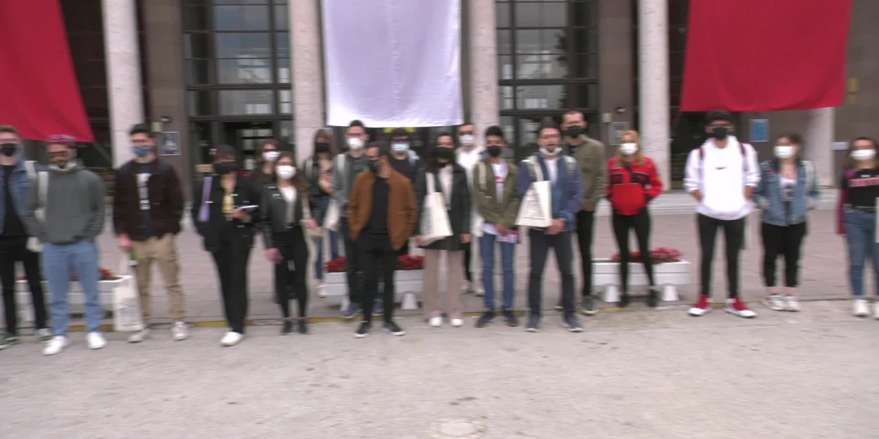 ANKARA BÜYÜKŞEHİR’DEN BAŞKENT’E OKUMAYA GELEN ÖĞRENCİLER İÇİN KENT GEZİSİ