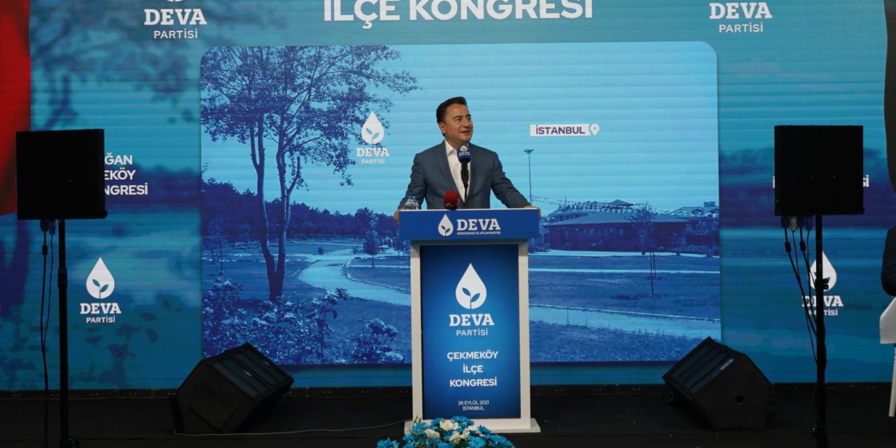 BABACAN: “ANAYASAL HAKLARINI KULLANAN VATANDAŞLAR TERÖRLE SUÇLANIYOR”