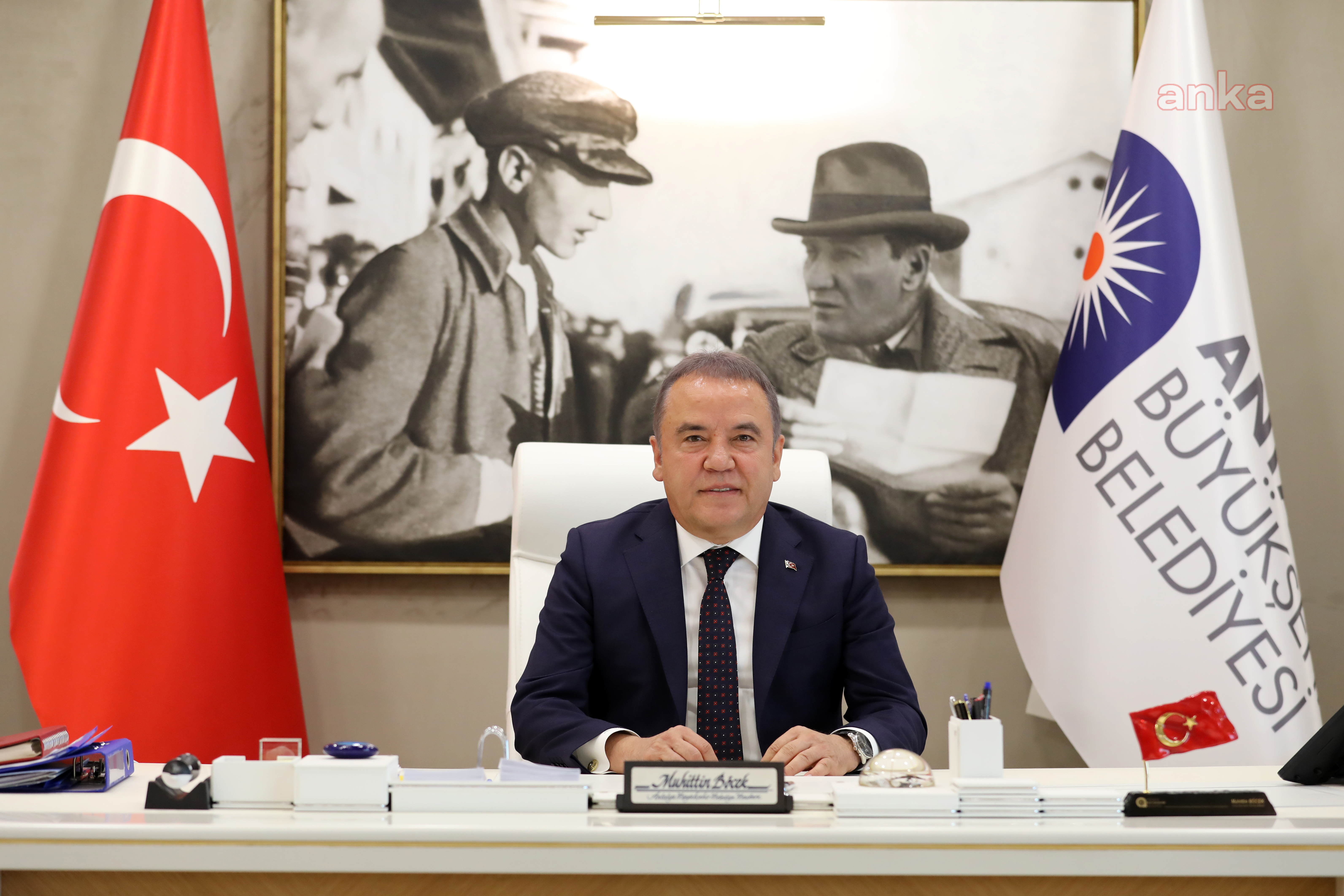 MUHİTTİN BÖCEK'TEN 18 MART MESAJI: "BU ZAFER, YÜCE TÜRK MİLLETİNİN ASİL RUHUNUN EN GÜZEL GÖSTERGESİDİR"