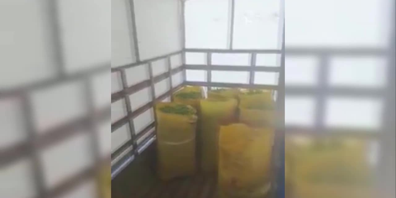 ANTALYALI ÇİFTÇİ SMA HASTASI BEBEK İÇİN BİBERLERİNİ SATARAK BAĞIŞ YAPTI, ÇOCUĞU DA KUMBARASINI VERDİ