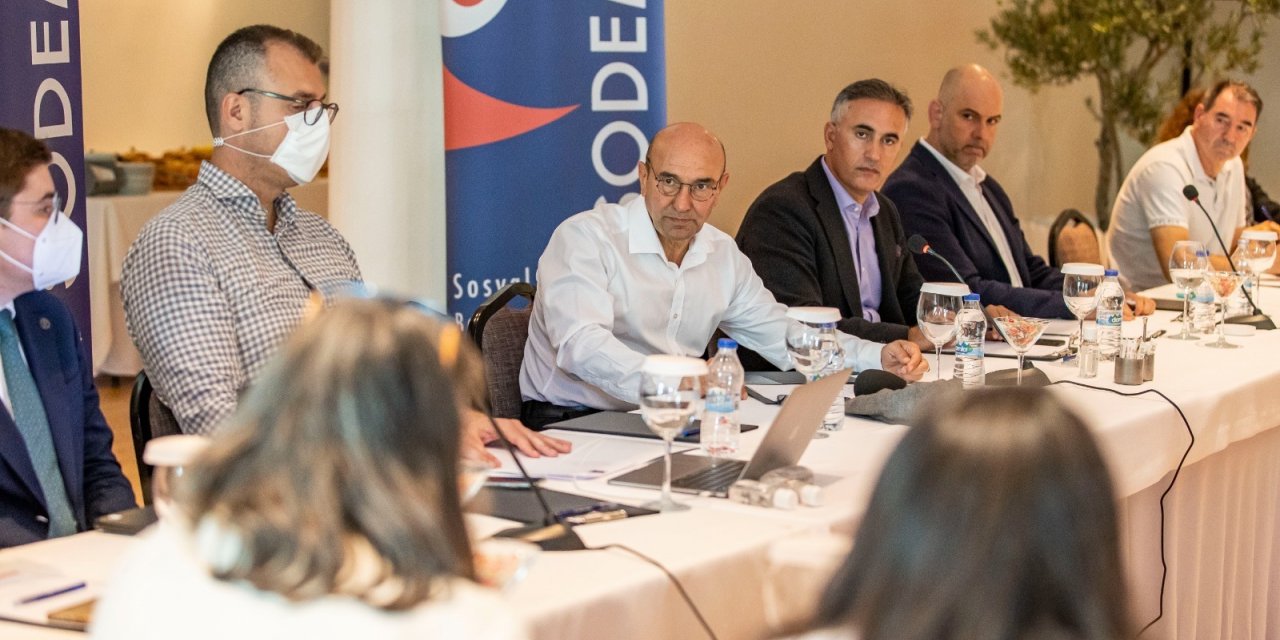 CHP'Lİ 11 BÜYÜKŞEHİR BELEDİYESİ ORMAN POLİTİKASI BELİRLİYOR