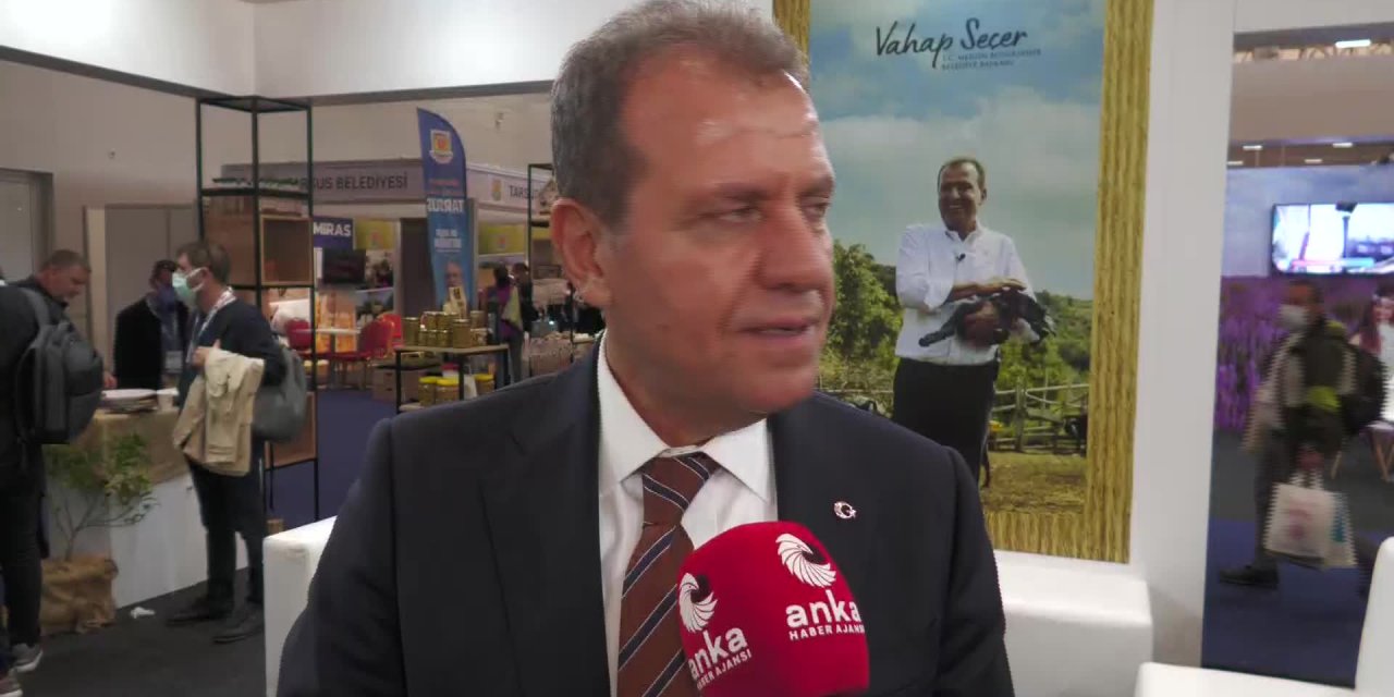 MERSİN BÜYÜKŞEHİR BELEDİYE BAŞKANI SEÇER: “İNSANLARIN DOĞDUĞU YERDE DOYMASINA YÖNELİK PROJELER BUNLAR”