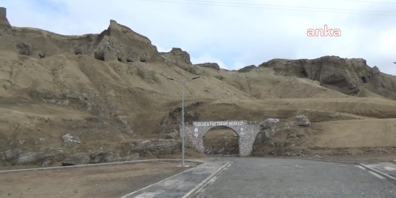 IĞDIR'DAKİ TUZ MAĞARASI ZİYARETÇİLERİ BÜYÜLÜYOR