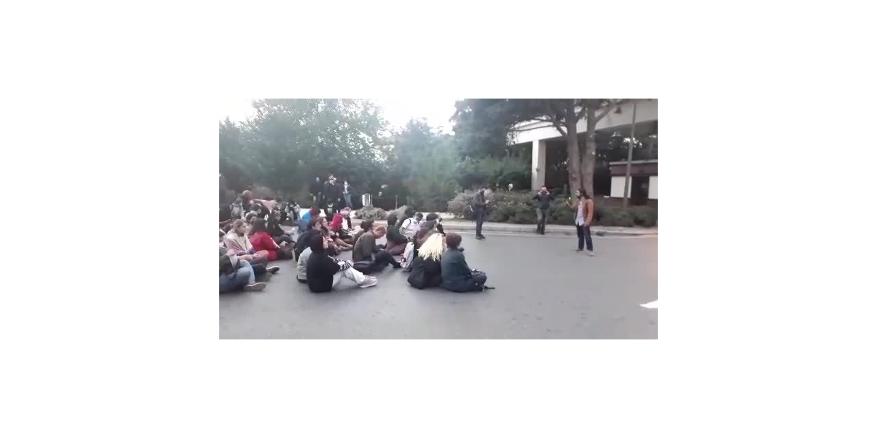 BOĞAZİÇİÜNİVERSİTESİ'NDE GÖZALTINA ALINAN 10 ÖĞRENCİDEN 3'Ü SERBEST BIRAKILDI, 7'Sİ ADLİYEYE SEVK EDİLDİ