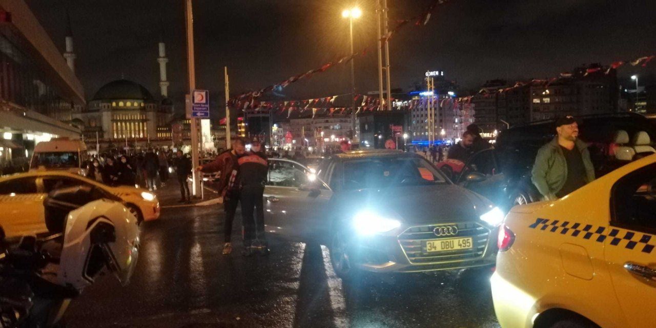 İSTANBUL'DA 'YEDİTEPE HUZUR' UYGULAMASI: 449 KİŞİ GÖZALTINA ALINDI
