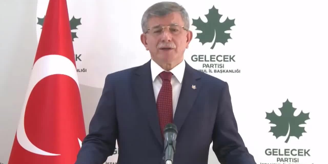 DAVUTOĞLU'NDAN "GÖRÜNTÜ YASAĞI"NA TEPKİ: "MESELE KENDİÇELİŞKİLERİNİN ÜSTÜNÜN ÖRTÜLMESİDİR"