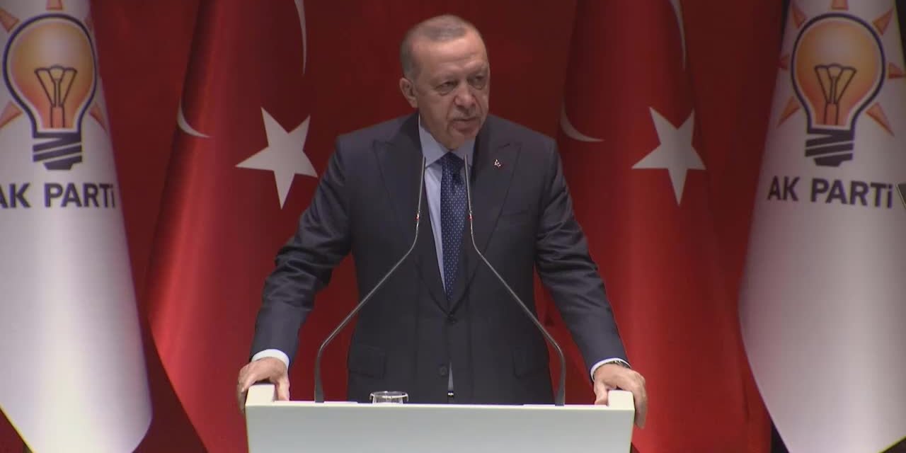 ERDOĞAN: "KARŞIMIZDAKİLERİN İNSAFINA KALIRSAK BIRAKIN ADİL DAVRANMAYI, YAĞMURLU HAVADA BİR BARDAK SU BİLE VERMEZLER"