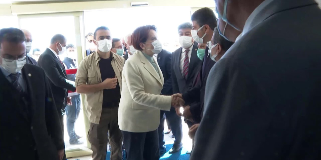 KAHTALI ÇİFTÇİ: “TÜRKİYE’NİN BADEM İHTİYACININ YÜZDE 40’INI KARŞILIYORKEN ŞİMDİ ELİMİZDE ÜRÜN KALDI”