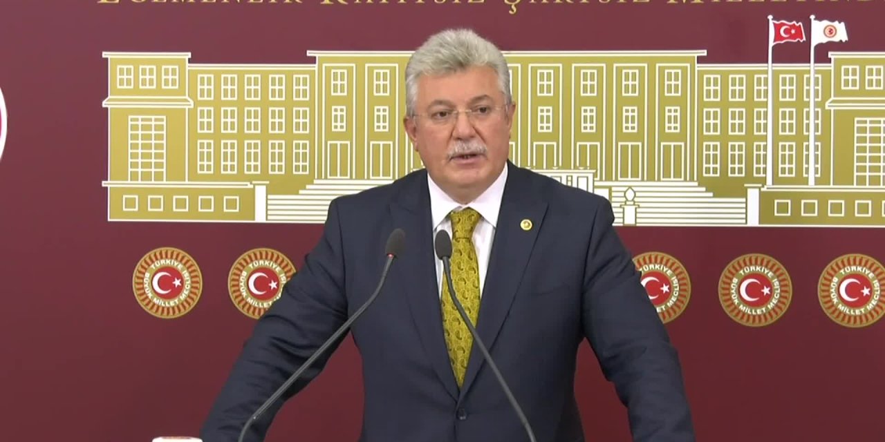 AKBAŞOĞLU: PARLAMENTER SİSTEM İSTEYEN PARTİLER, DOĞRUDAN DEMOKRASİYE ALIŞAMAMIŞLAR
