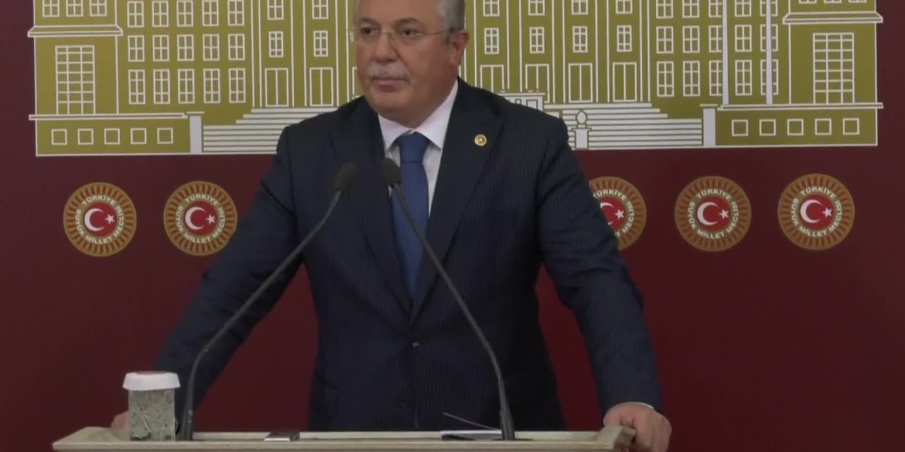 AKBAŞOĞLU: KILIÇDAROĞLU TEHLİKELİ SULARDA YÜZMEYE ÇALIŞIYOR