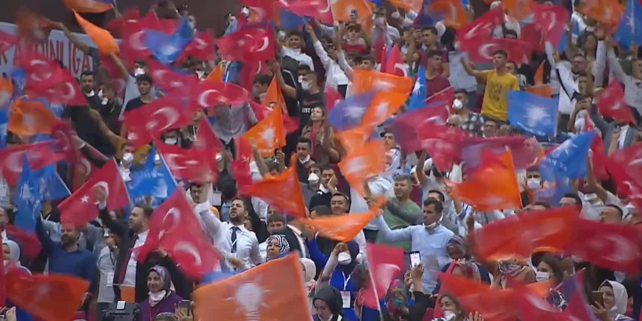 ERDOĞAN: "CHP’NİN BAŞINI ÇEKTİĞİ SERMAYE IRKÇISI, YATIRIM DÜŞMANI ODAKLARA RAĞMEN ULUSLARARASI YATIRIMCILAR TÜRKİYE’YE GÜVENİYOR"