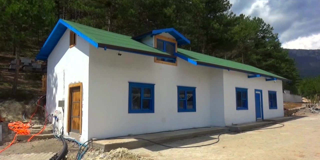 SAFRANBOLU’NUN TOKATLI KÖYÜ MEZARLIĞINDA TOPLU ŞÜKÜR NAMAZI