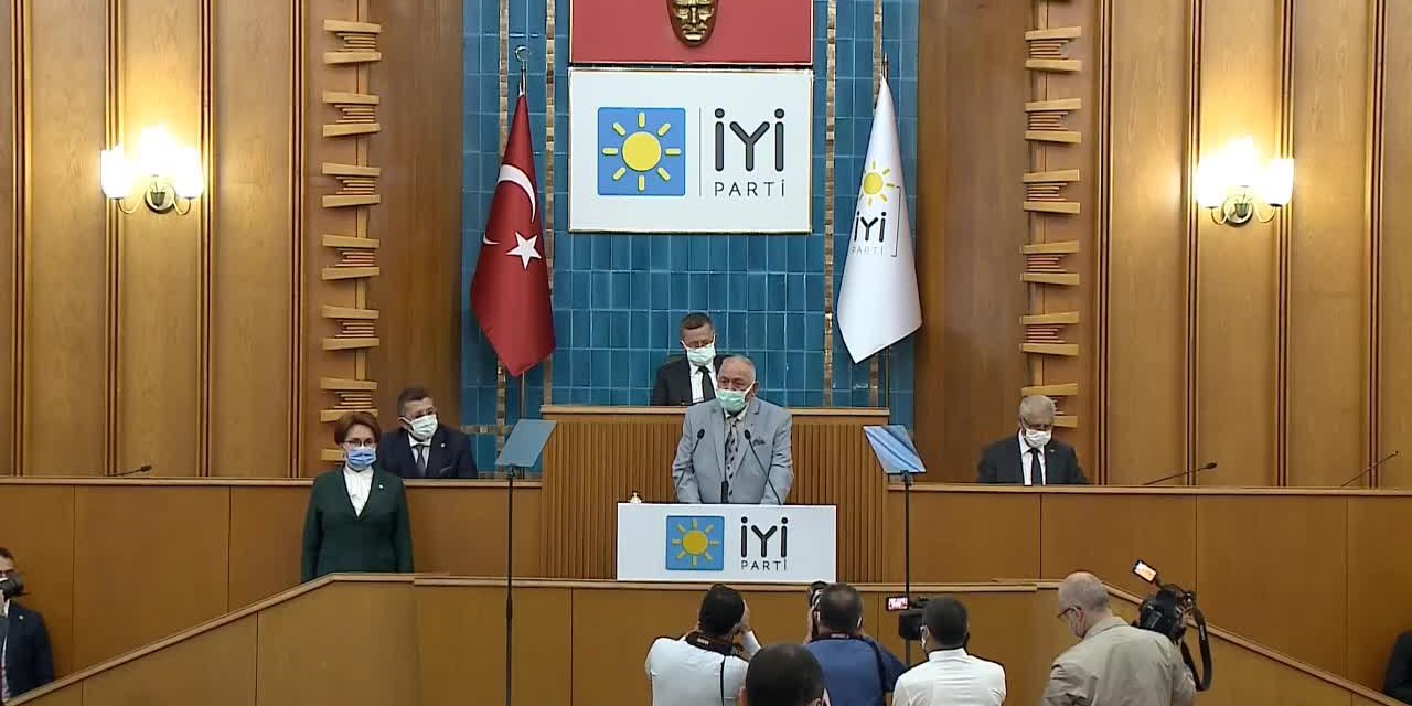 KAHVECİ ESNAFINDAN ERDOĞAN'A: "53 YILDA BİRİKİMİ, BU PANDEMİ ALDI GÖTÜRDÜ, BEN SANA NE HELALLİK VERECEĞİM"