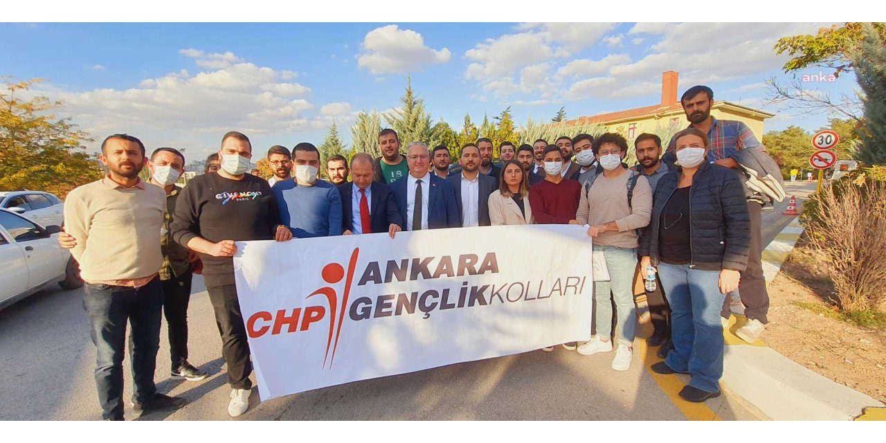 ANKARA'DA "SABIKA HOLDİNG" BROŞÜRÜ DAĞITTIKLARI İÇİN GÖZALTINA ALINAN 5 CHP GENÇLİK KOLLARI ÜYESİ SERBEST BIRAKILDI