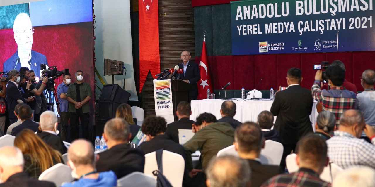 MEDYA ÇALIŞTAYI SONUÇ BİLDİRGESİ: "MEDYA KAMU İHALELERİNE GİRMEMELİ. RTÜK VE TÜRKSAT ÜCRETLERİ DÜŞÜRÜLMELİ, BASIN KARTI İŞLEVİ ARTIRILMALI"
