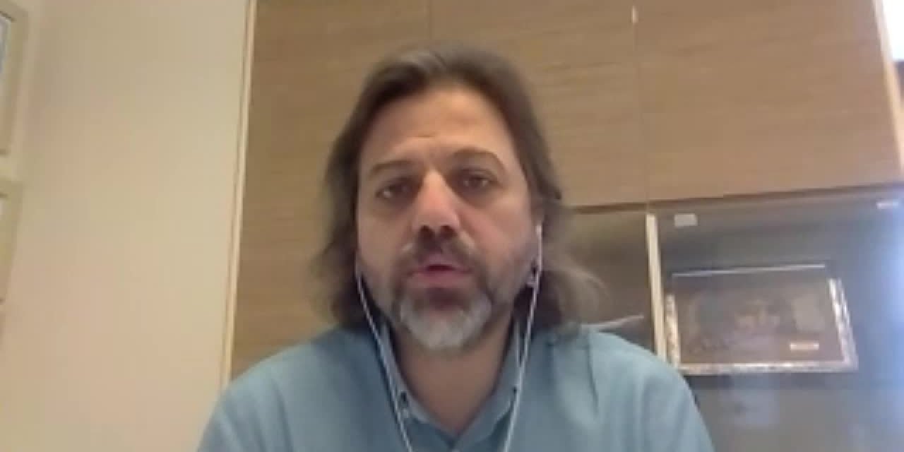 DOÇ. DR. ELBEK'TEN TEPAV'A 'ELEKTRONİK SİGARA' TEPKİSİ: "KATİLLERİN HERHANGİ BİR VAKFIYLA OTURUP PAZARLIK YAPILMAZ"