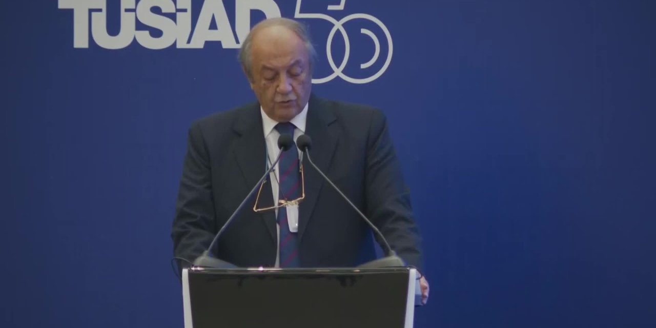 TÜSİAD YÜKSEK İSTİŞARE KONSEYİ BAŞKANI ÖZİLHAN: "BAŞTA MERKEZ BANKASI OLMAK ÜZERE DÜZENLEYİCİ KURUMLARIN BAĞIMSIZLIĞI, TARTIŞMA DIŞI BIRAKACAK BİÇİMDE TESİS EDİLMELİ"