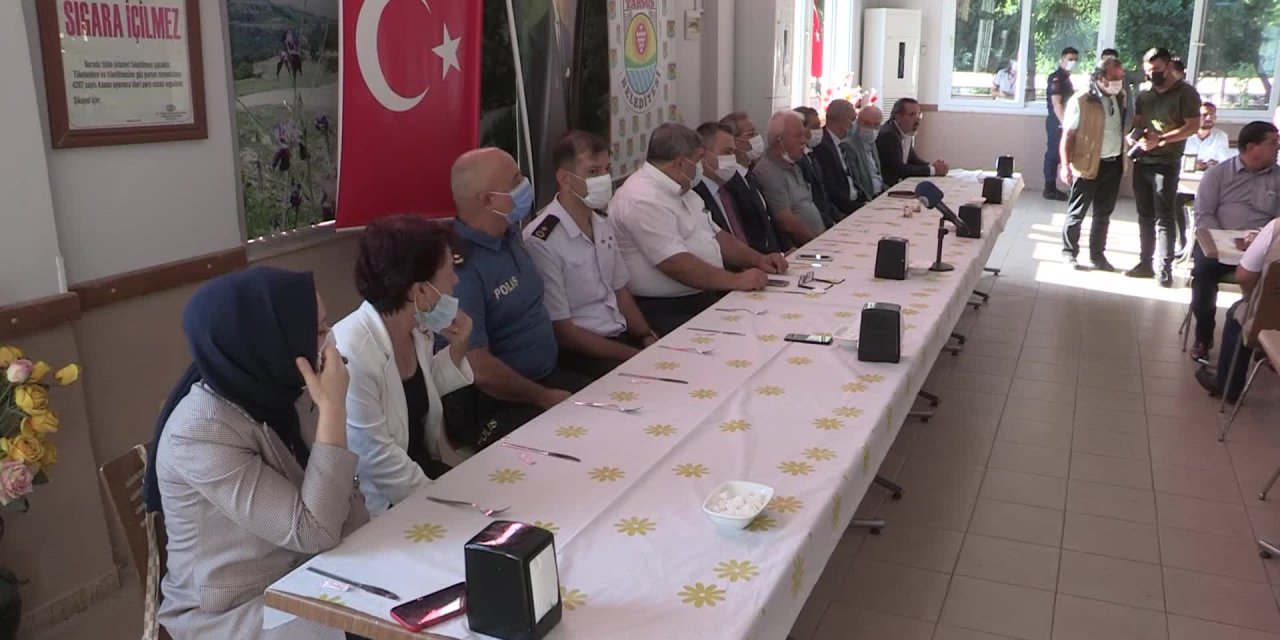 TARSUS BELEDİYE BAŞKANI BOZDOĞAN, MAHALLE MUHTARLARINI AĞIRLADI