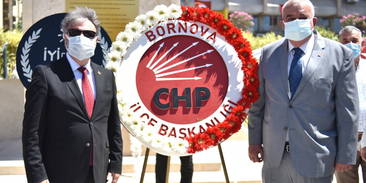 BORNOVA'DA 19 MAYIS KUTLAMASI