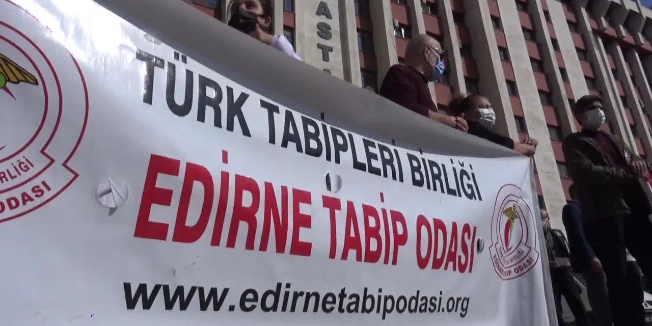 TTB MERKEZ KONSEYİ BAŞKANI FİNCANCI: "SALGININ BAŞINDAN BERİ BİZİ ALKIŞLAYANLARA O ALKIŞLARI İADE EDECEĞİZ"