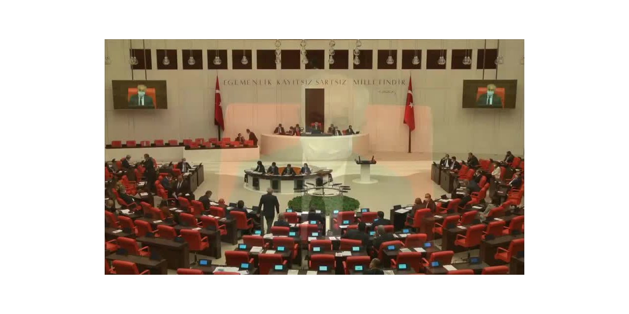 CHP'LİÇAKIRÖZER'DEN TV'LERDEKİİLAN DAĞILIMINA TEPKİ: "ASLAN PAYI ÜÇ KURULUŞA GİTMİŞ. TELE1, KRT, FOX, SIFIR"