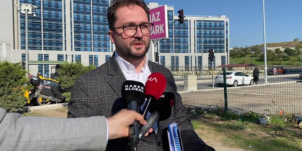 Kamyon Devrildi, Karayolu Egzoz Borusu Doldu