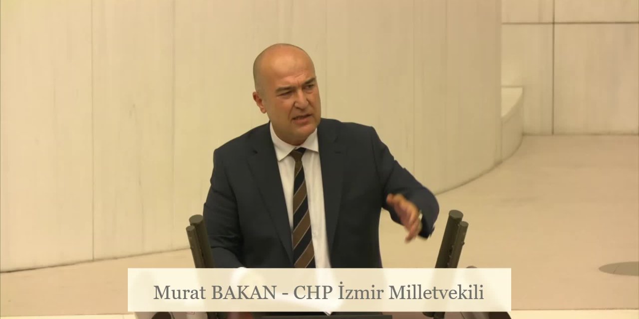 MURAT BAKAN'DAN SADAT TEPKİSİ: "'EGEMENLİK KAYITSIZ ŞARTSIZ MİLLETİNDİR' YAZISINI KALDIRMAYA KİMSENİN GÜCÜ YETMEZ"
