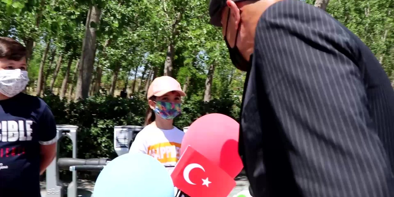 İZMİR BÜYÜKŞEHİR'DEN TÜRKİYE’DE BİR İLK: ÇOCUK BİSİKLETLERİ